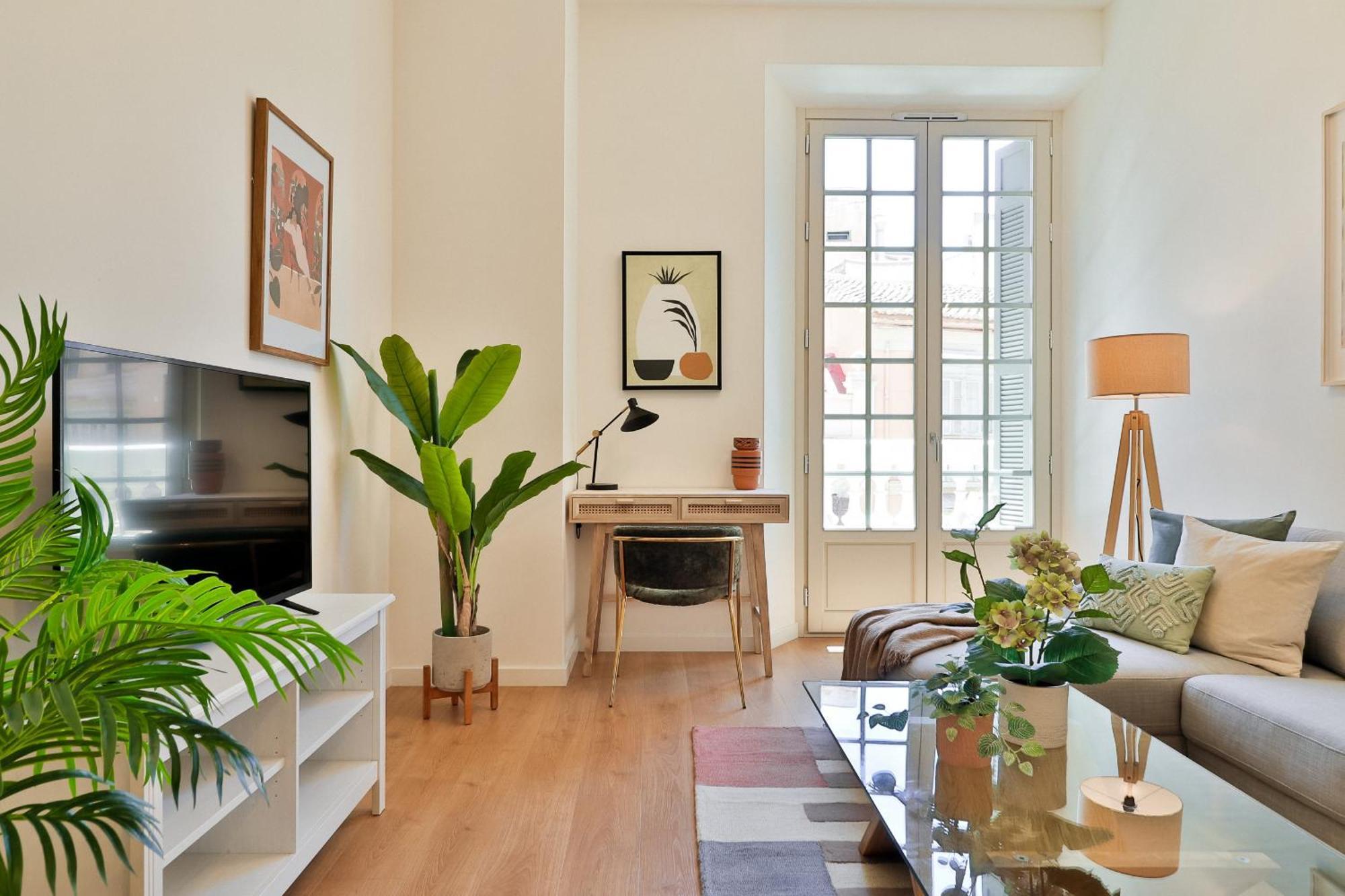 C74 - Marvelous 3 Bedroom Apartment In Historical Malaga Luaran gambar